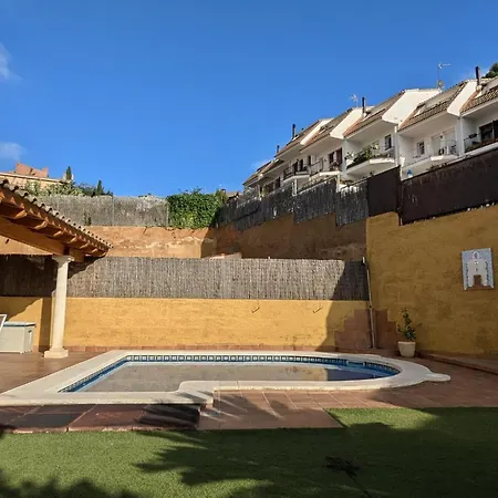 Evh105 - Casa Con Piscina Privada 度假居 *